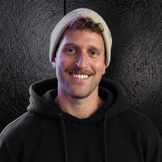 Chris, Coach CrossFit und Hyrox und Running Coach bei Hyrox & CrossFit Gym Aorta in Berlin